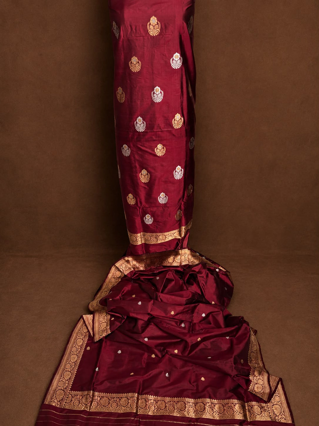 Pure Katan Silk 3 PC Unstitched Suit With Khadwa Buti Work .