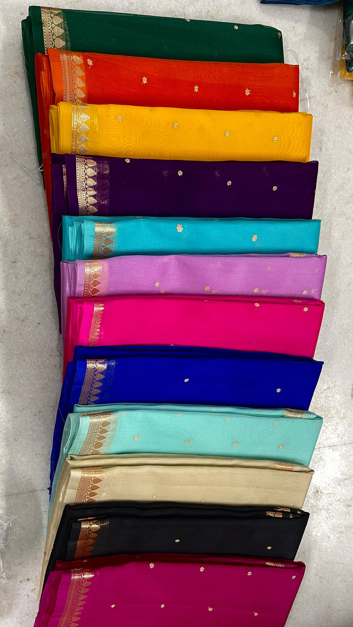 Pure Banarasi Kora Silk Saree With Intricate Borders ( SILK MARK CERTIFIED)