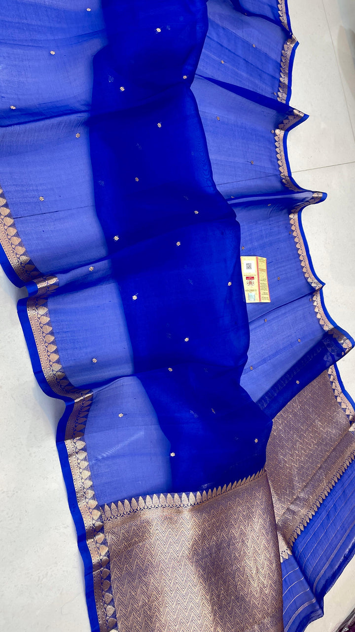Pure Banarasi Kora Silk Saree With Intricate Borders ( SILK MARK CERTIFIED)