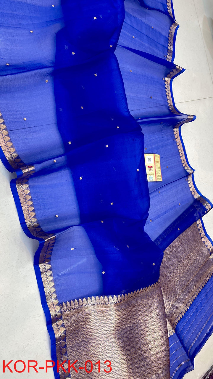 Pure Banarasi Kora Silk Saree With Intricate Borders ( SILK MARK CERTIFIED)