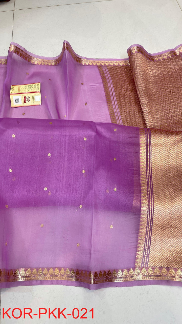 Pure Banarasi Kora Silk Saree With Intricate Borders ( SILK MARK CERTIFIED)