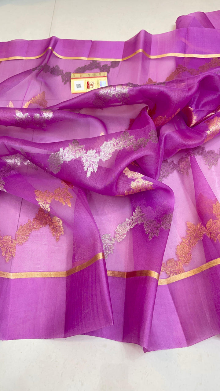 Exclusive Pure Banarasi Handloom Weaved Kora Silk Saree With Satin Border ( Silk Mark Certified)