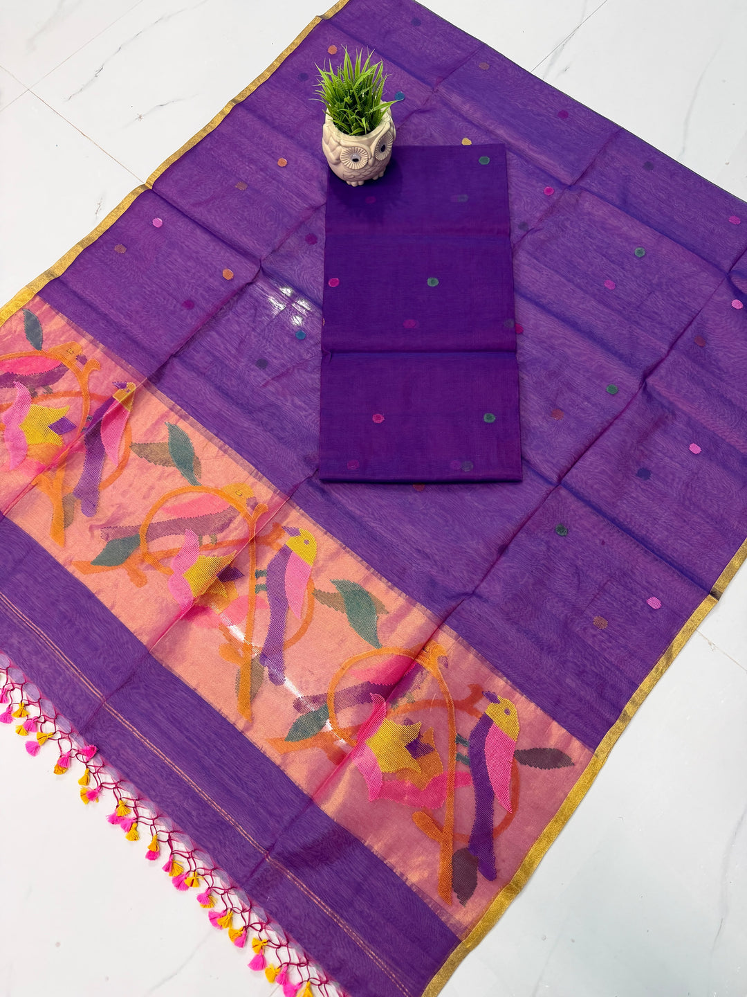 Exclusive Muslin Jamdani 2 pc Unstitched Suit.