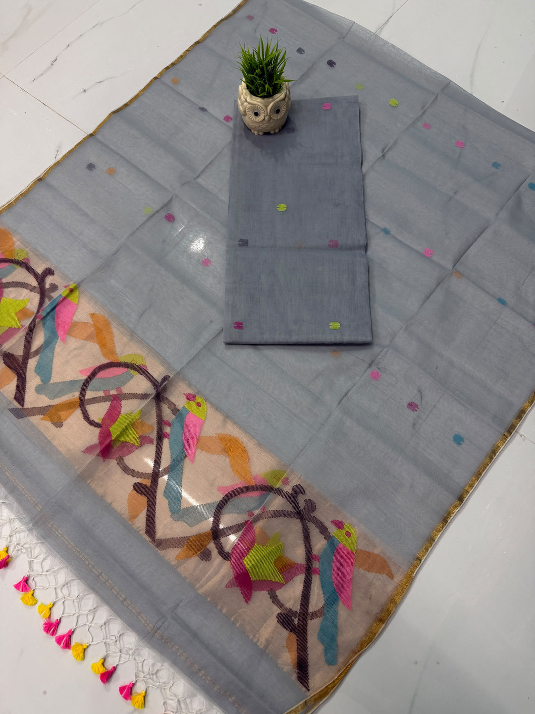 Exclusive Muslin Jamdani 2 pc Unstitched Suit.