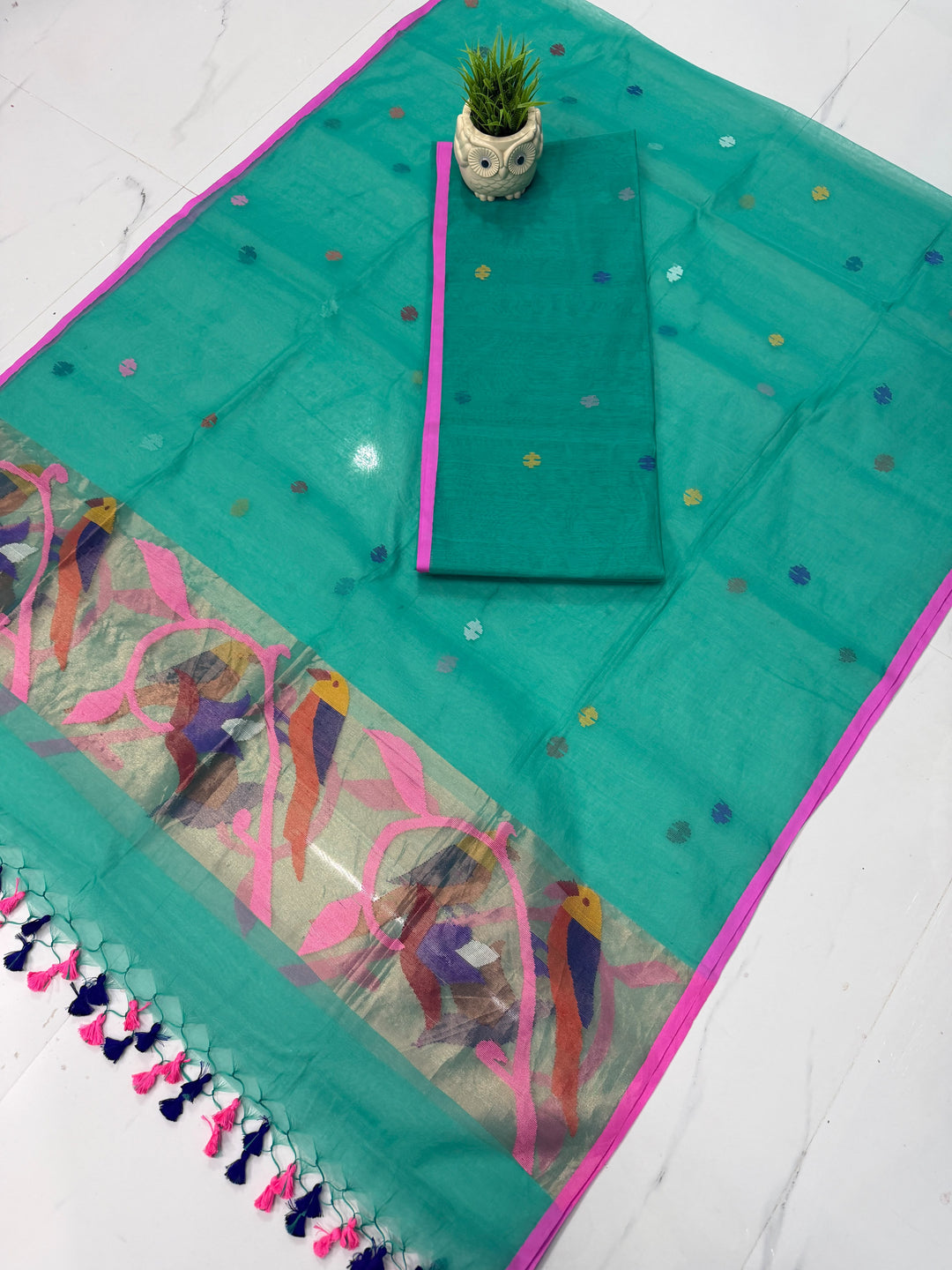 Exclusive Muslin Jamdani 2 pc Unstitched Suit.