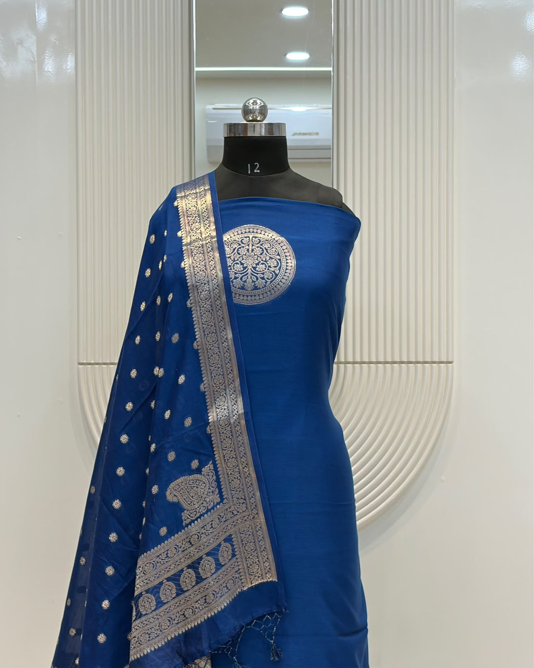 Pure Banarasi Maheshwari Silk Neck Wead Unstitched Suit.
