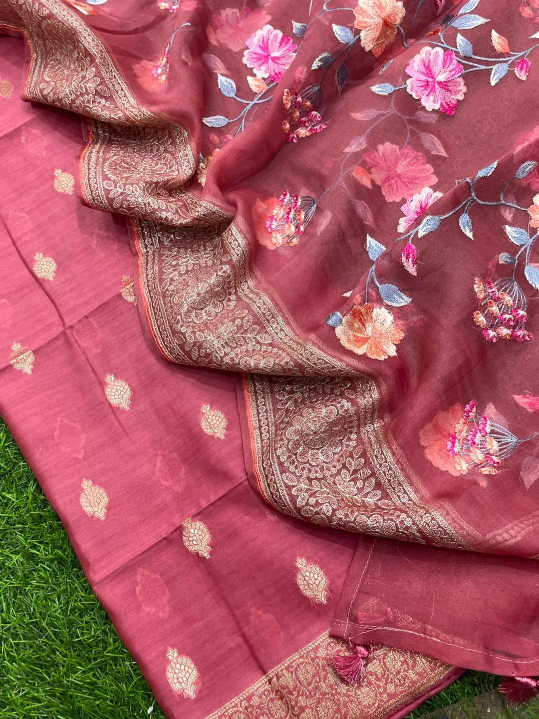 Pure Banarasi Resham Chanderi Silk Unstitched Suit With Organza Silk Dupatta