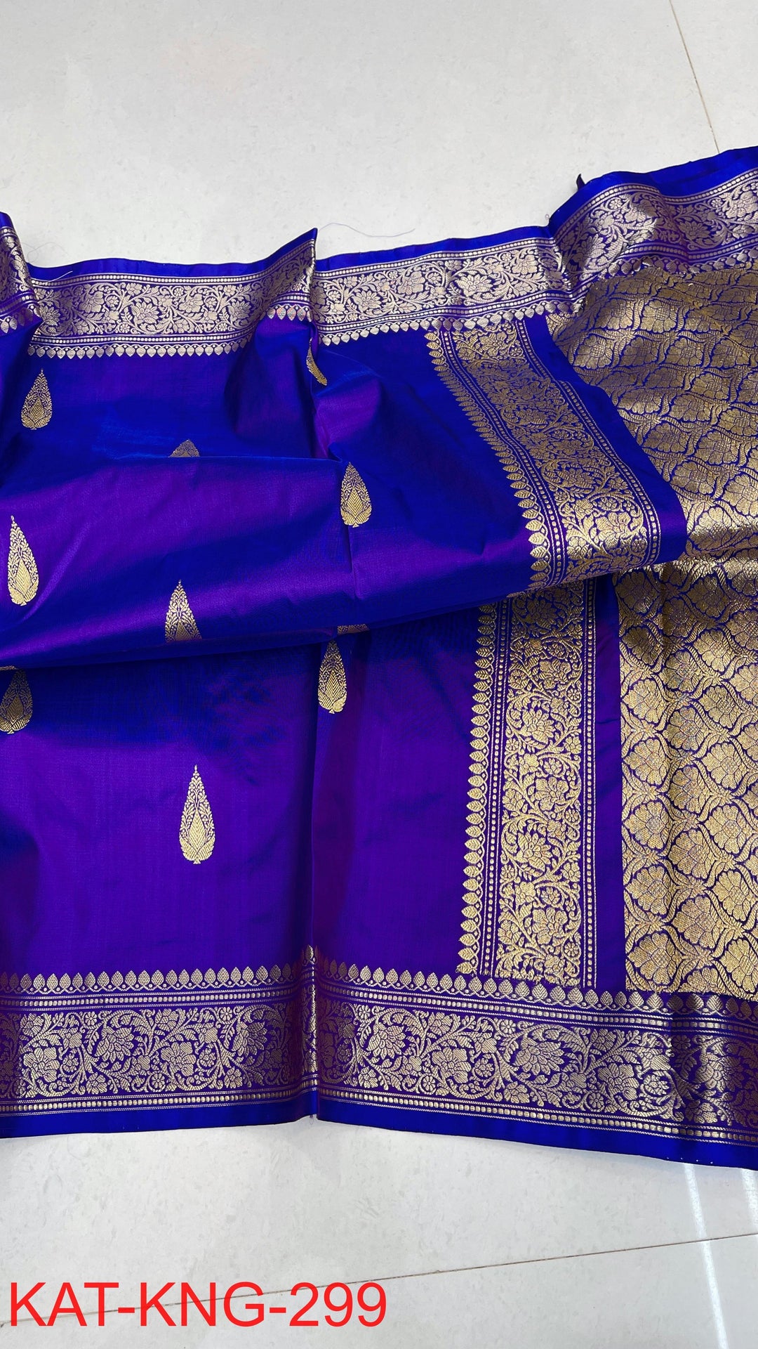 Pure Handloom kanjivaram Katan Silk saree.