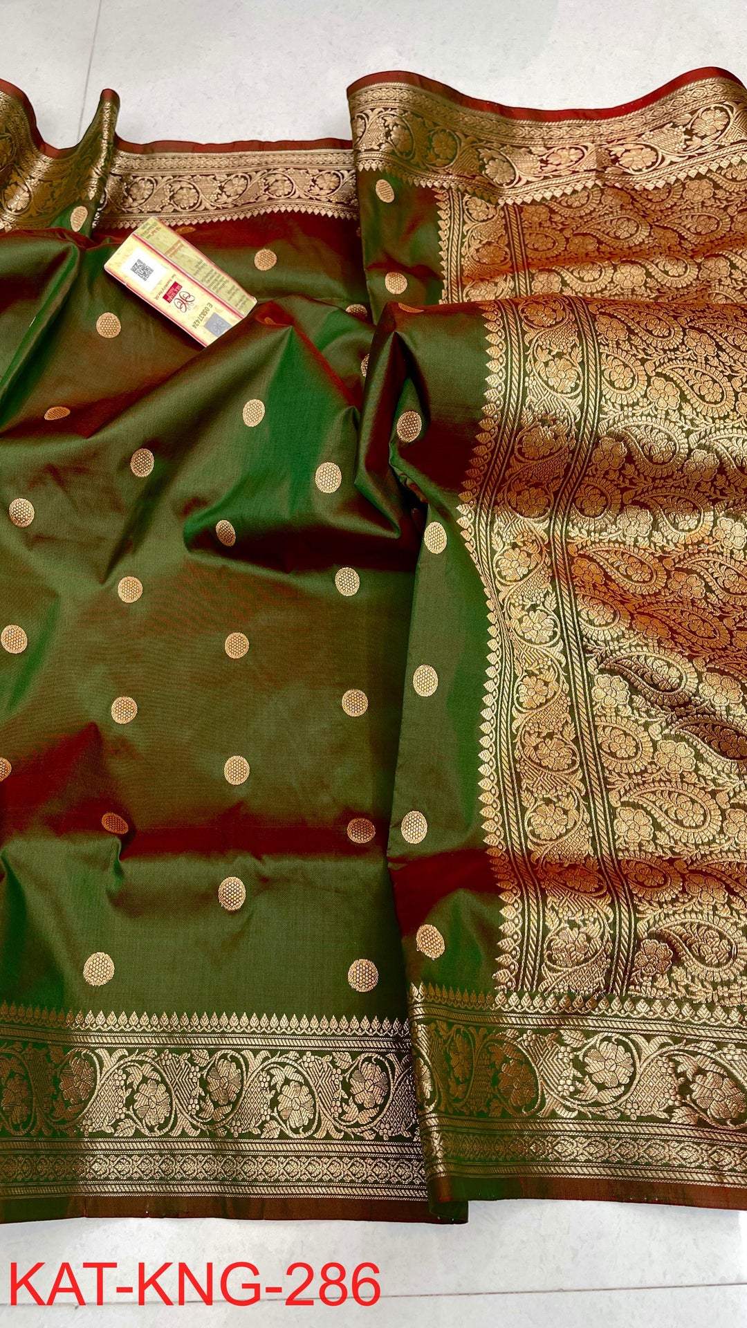 Pure Handloom kanjivaram Katan Silk saree.
