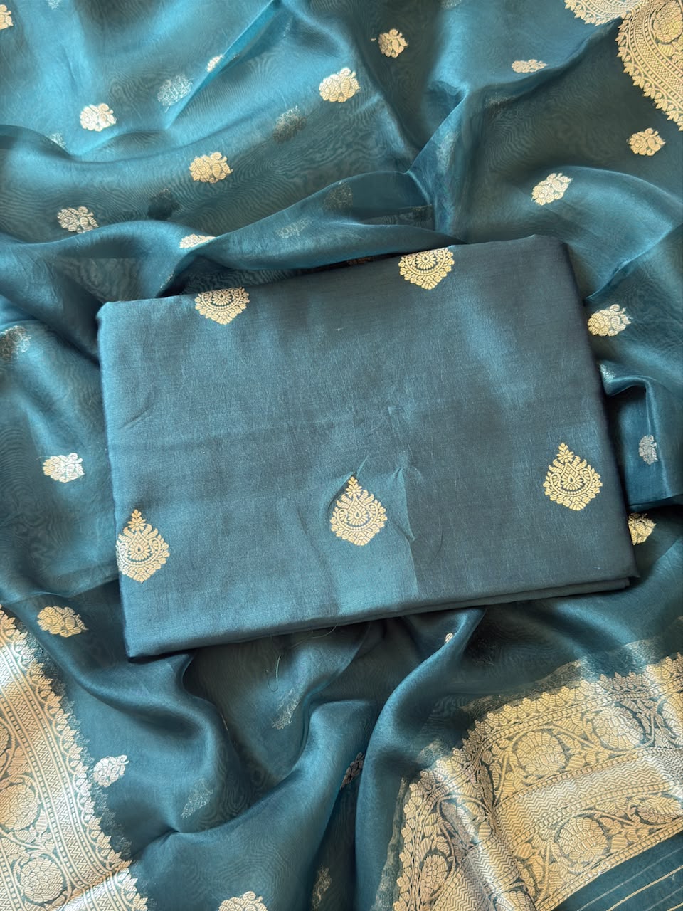 Pure Banarasi Kora Organza Unstitched Suit With Khadwa Work and Chiniya Dupatta