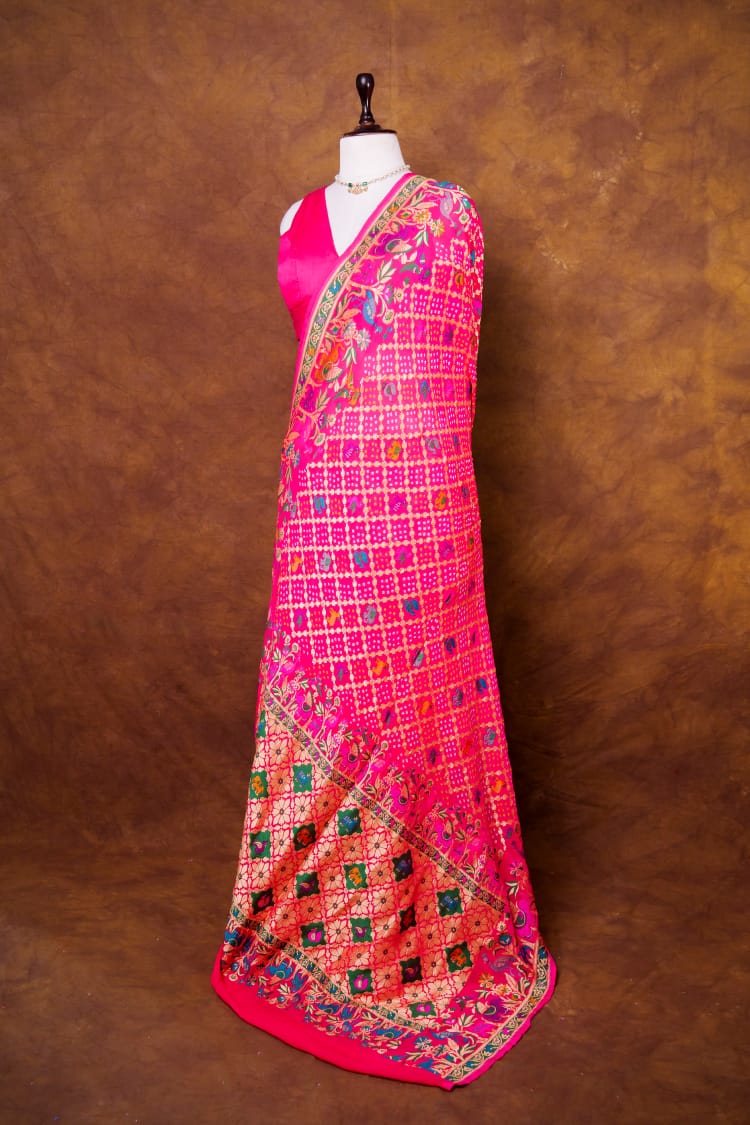 Pure Khaddi georgette Saree With Tilfi Meeanakari Bandhani Work