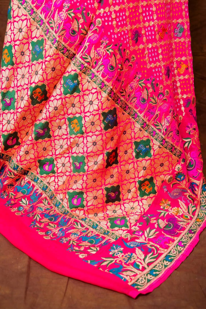 Pure Khaddi georgette Saree With Tilfi Meeanakari Bandhani Work