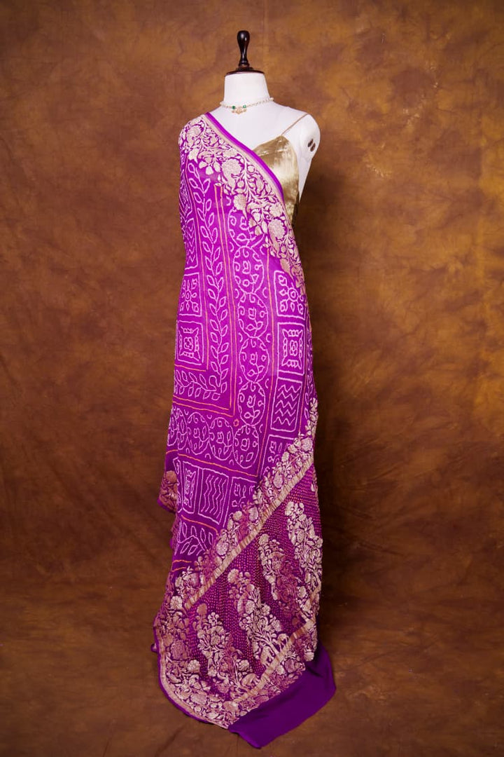 Pure Khaddi georgette Saree with Sarkam Bandhani Work