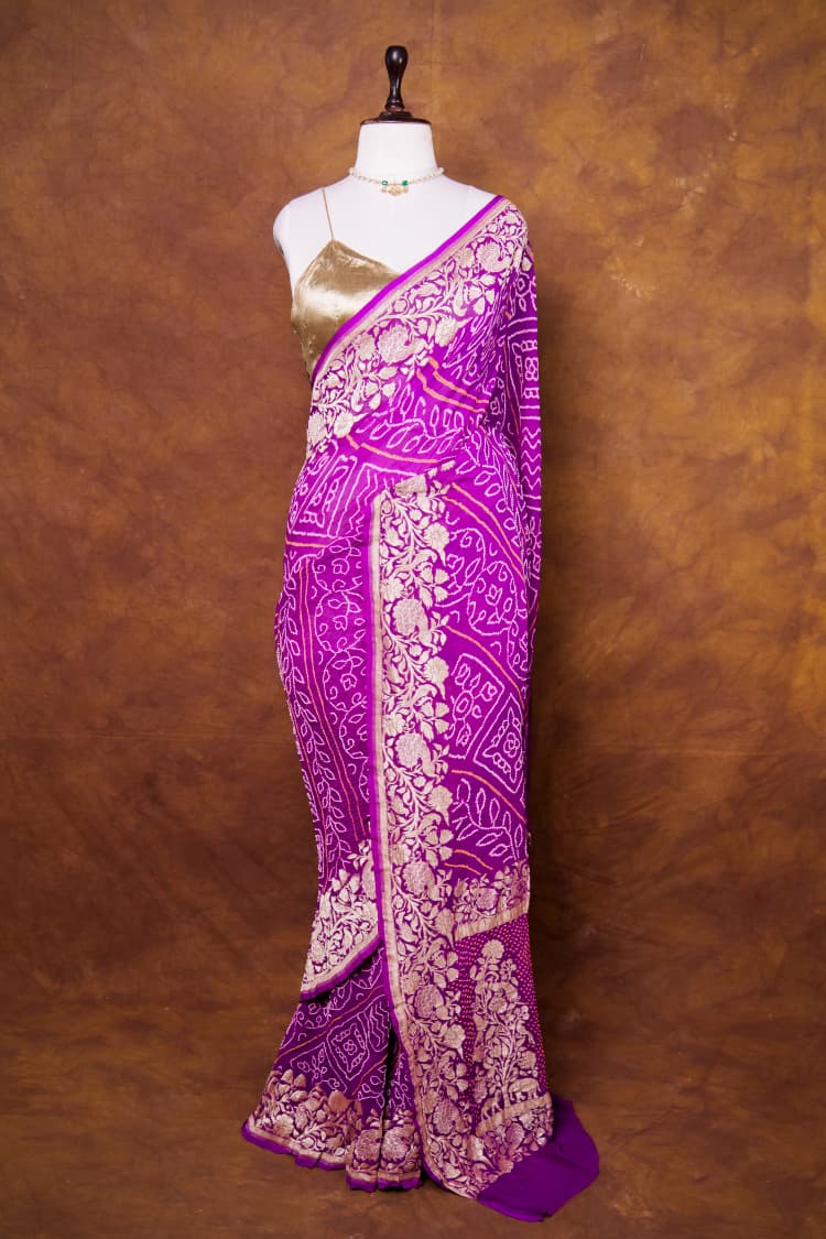 Pure Khaddi georgette Saree with Sarkam Bandhani Work