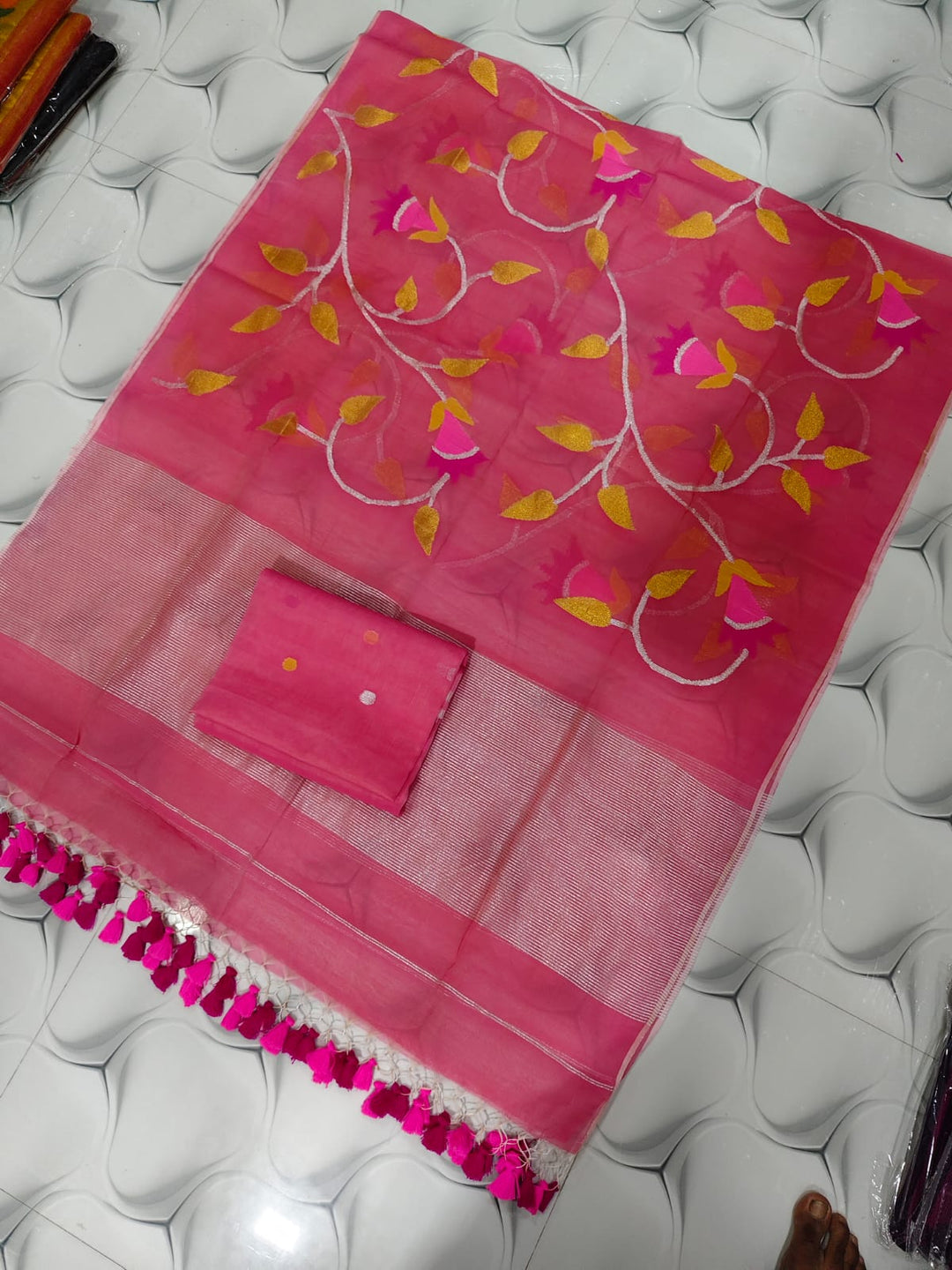 Pure Muslin Jamdani Work 2 pc Unstitched Suit