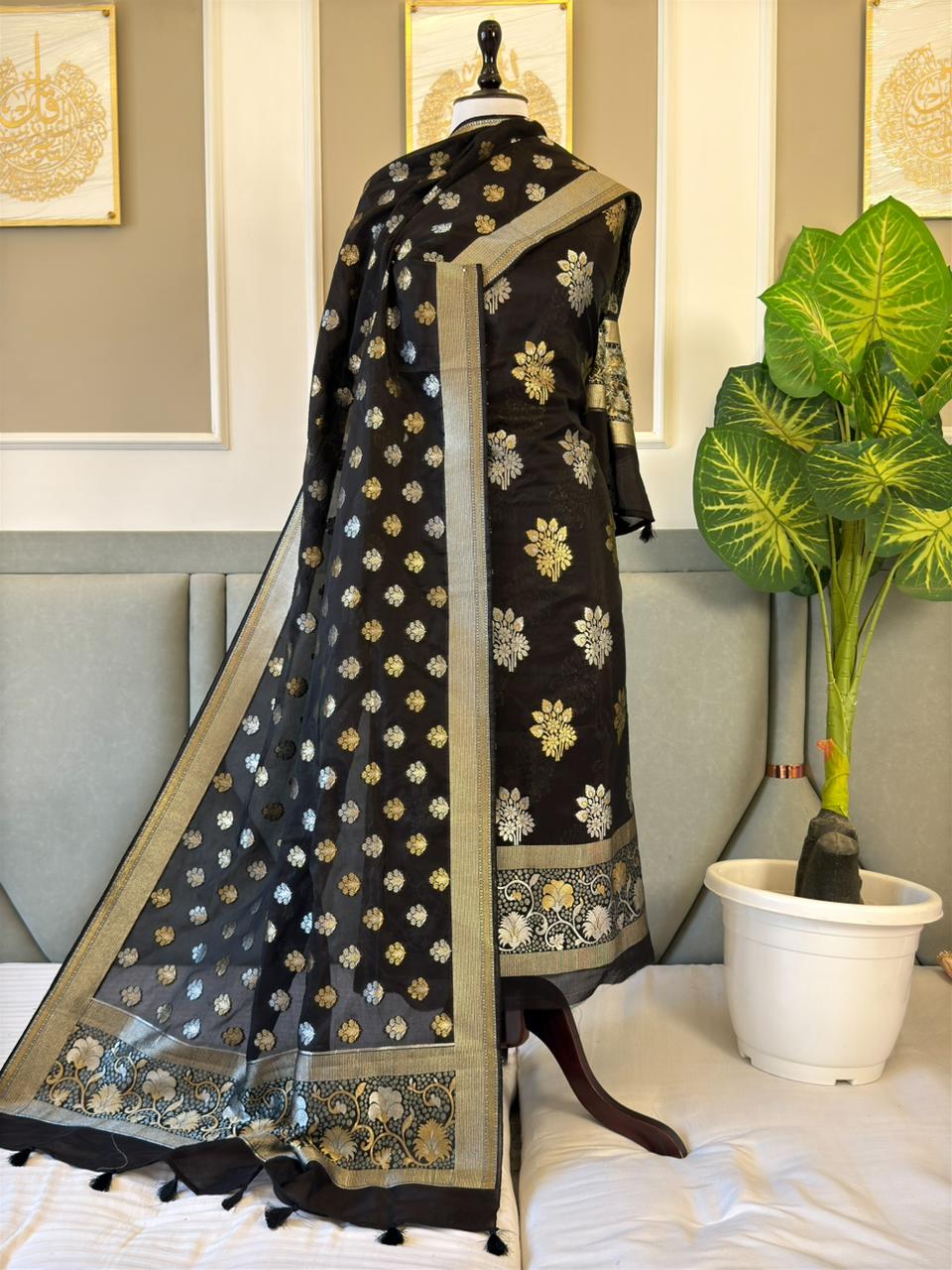 Pure Banarasi Tasser Silk Work Unstitched Suit