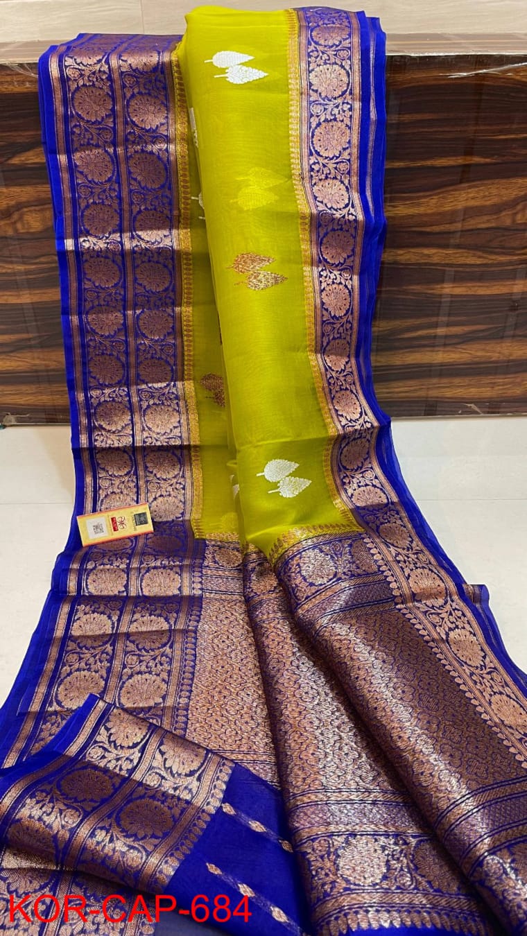 Pure Banarasi Kora Organza Silk Handwoven Zari Work Saree. With Silk Mark Certificate ( Length- 6.3 Meter )