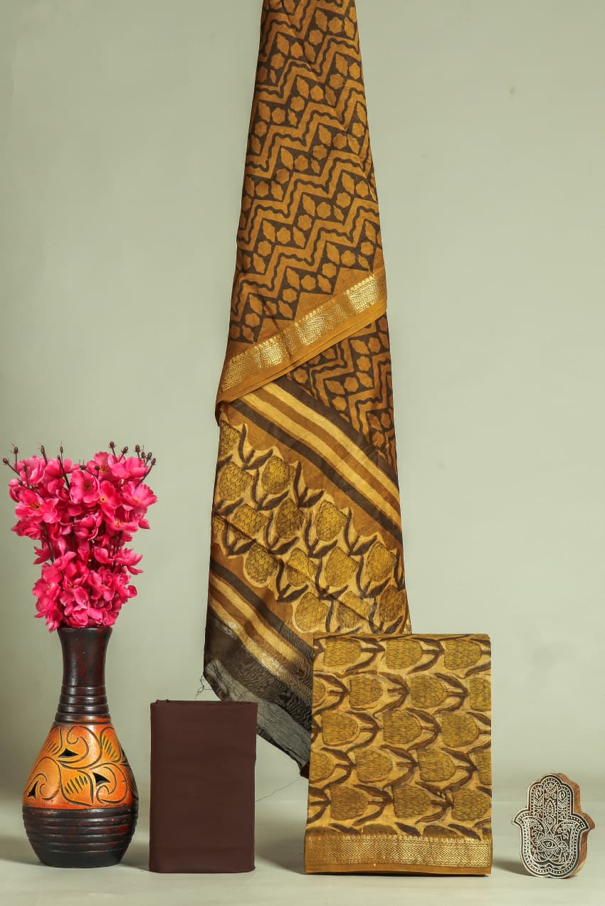 Pure Maheshwari Silk Hand block print Unstitched Suit.