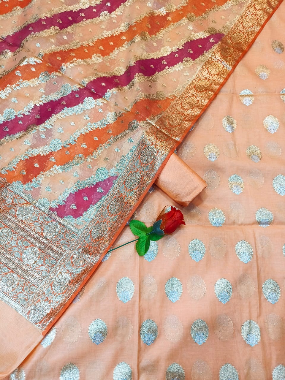 Pure Banarasi Mercerised Lorex Sona Rupa Weaving Unstitched Suit.