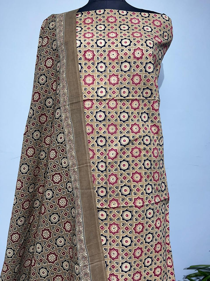 Pure Cotton Azrakh Print Unstitched suit With Dupatta.