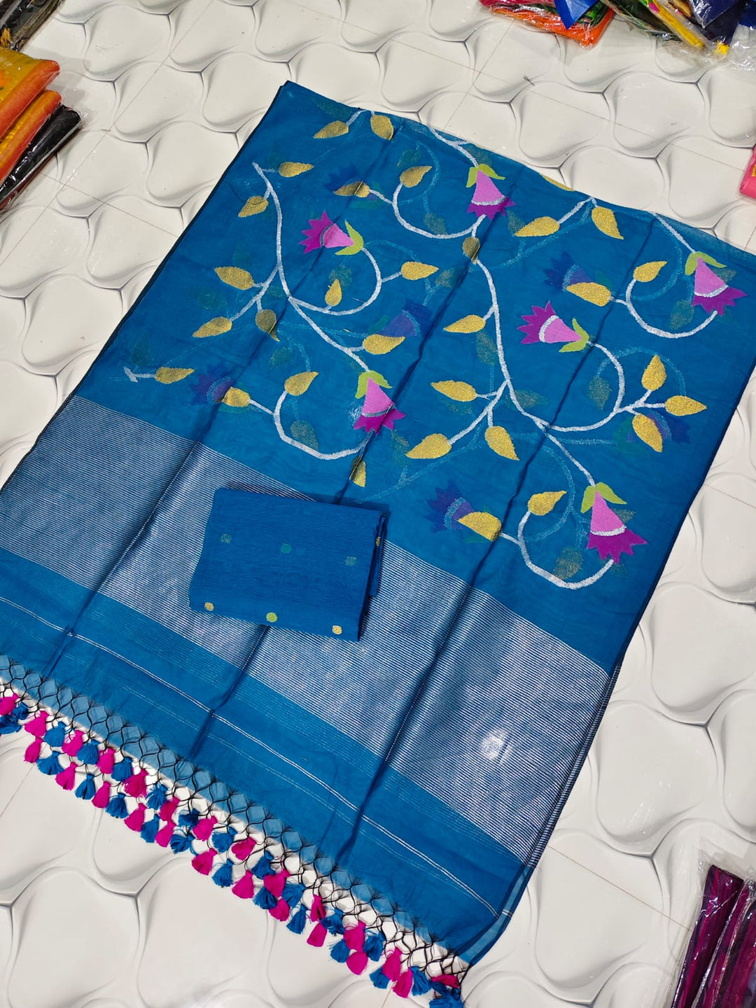 Pure Muslin Jamdani Work 2 pc Unstitched Suit