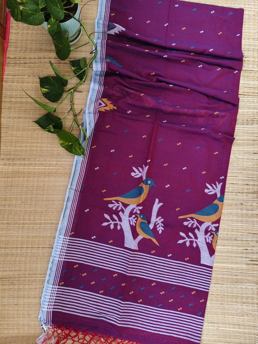 Pure Cotton Handloom Jamdani Bird Motif Saree With Blouse
