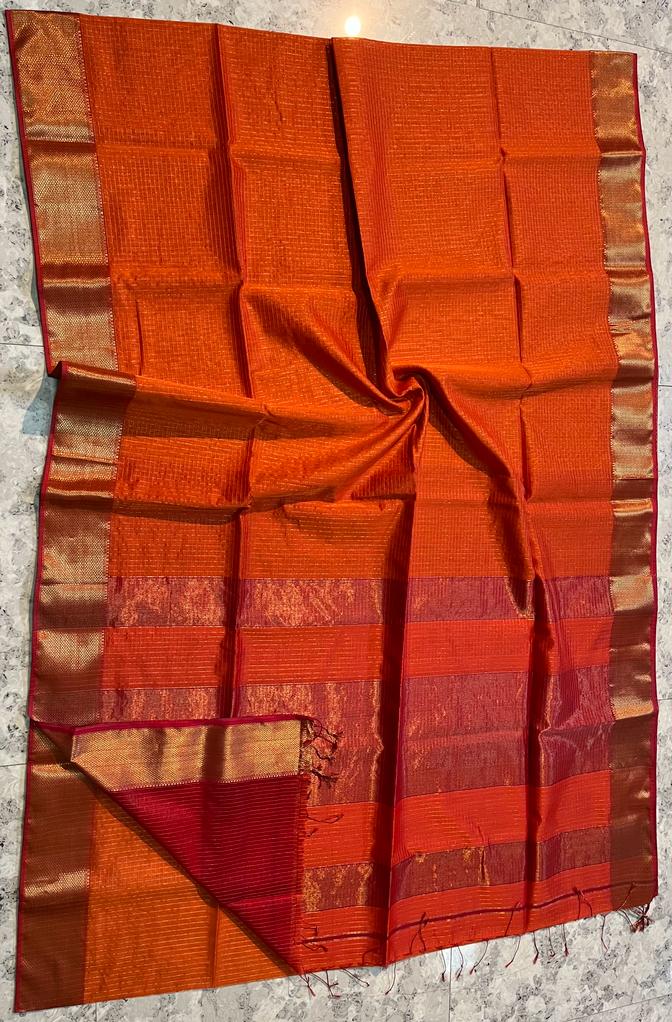 Handloom Maheshwari Silk Saree With Blouse.