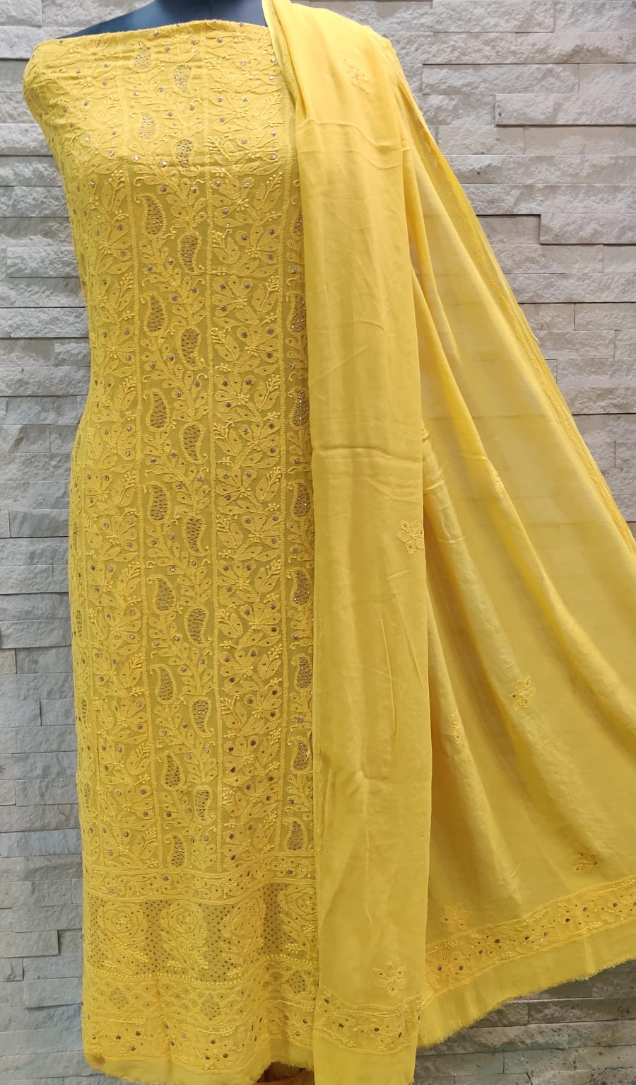 Mehndi Green Tahilya Un-Stitched Pure Organza Chikankari Suit -  TheChikanLabel | Lucknow Chikankari Kurtis & Suits