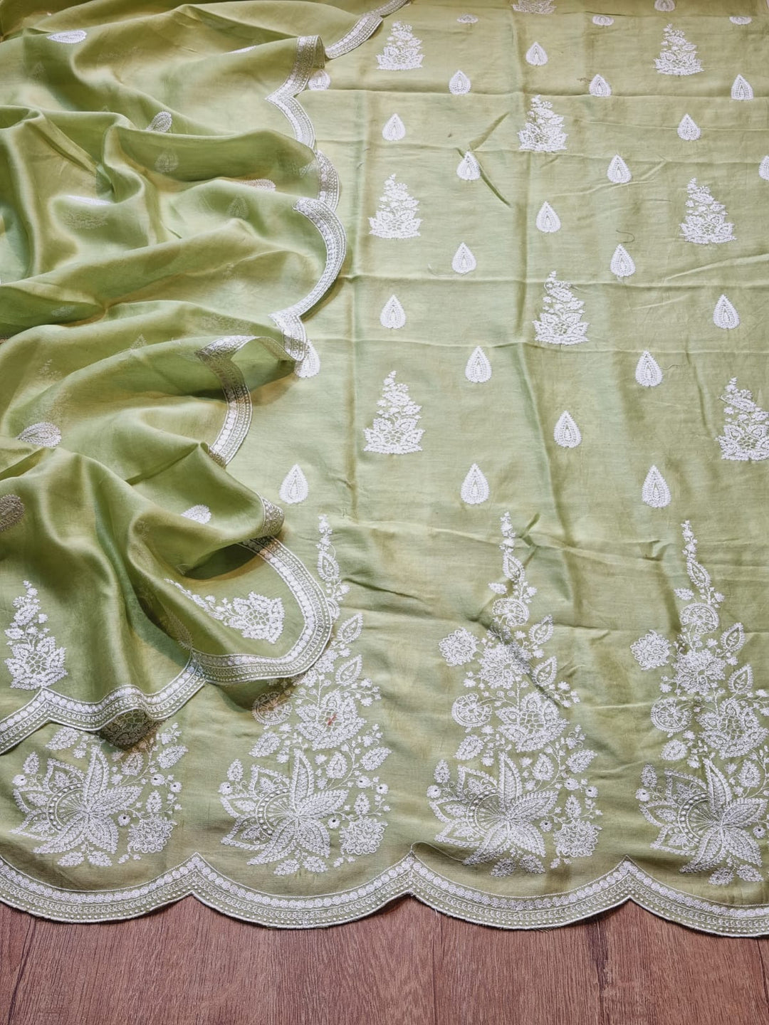 Pure Banarasi Chanderi Silk Embroidery Daman work Unstitched Suit.