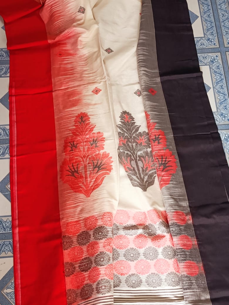 Pure Cotton jamdani Saree With Running Blouse  . ( Length- 6.3 meter