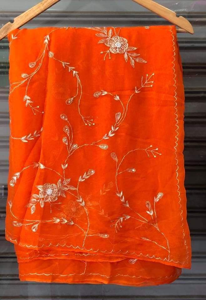 Pure Dimond Chiffon  Jaal Work Saree With Running Blouse