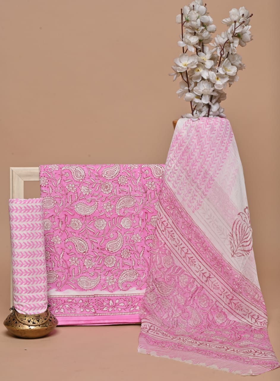 Unstitched Salwar Suit For Ladies at Best Price in Surat | Solanki Textiles