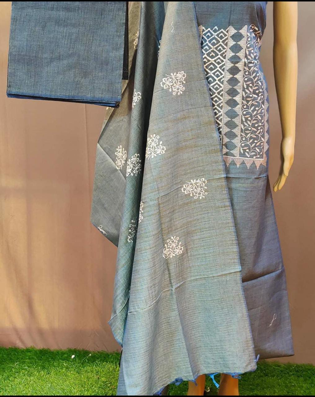 Pure Khaddi Cotton Embroidered Unstitched With Dupatta