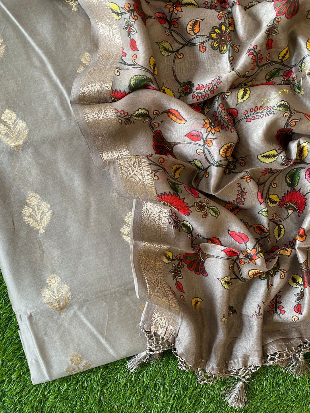 Pure Banarasi Resham Silk Chanderi Alfi Zari Woven Unstitched Suit With Chanderi Jaal Print Duppata