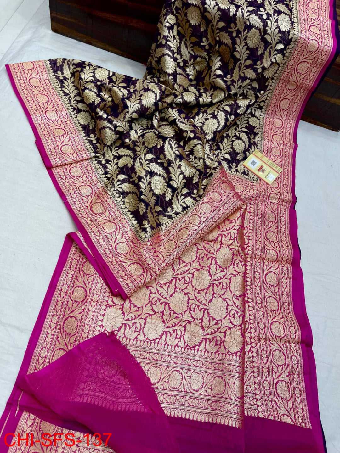 Pure Banarasi Handloom Khaddi Georgette Silk Saree With Zari Work ( length- 6.3 meter )