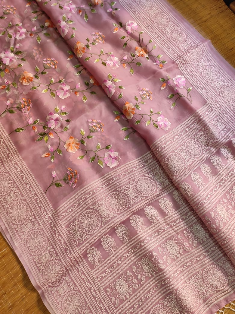 Pure Organza Silk Saree Multi Floral Jaal Work With Heavy Chikankari Pallu .