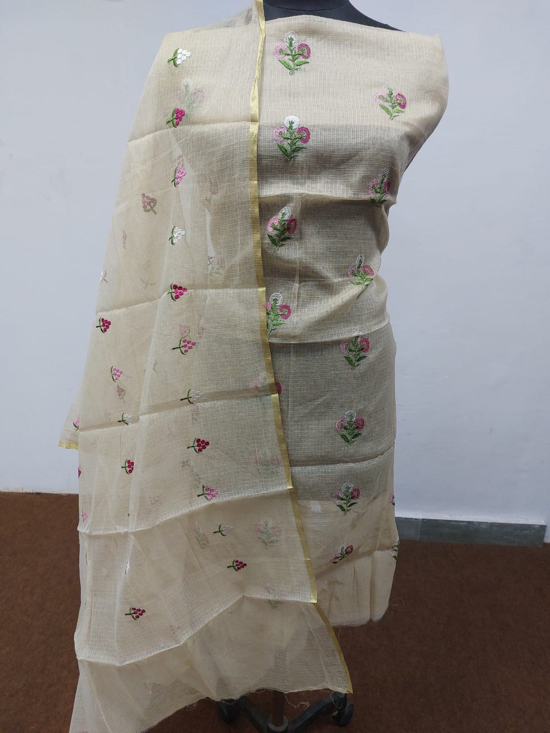 Pure Cotton Kota Doriya Embroidery Unstitched Suit With Dupatta (Without Bottom )