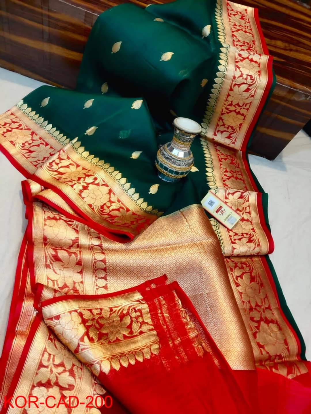 Banarasi Semi Kora Organza Silk Saree With Blouse