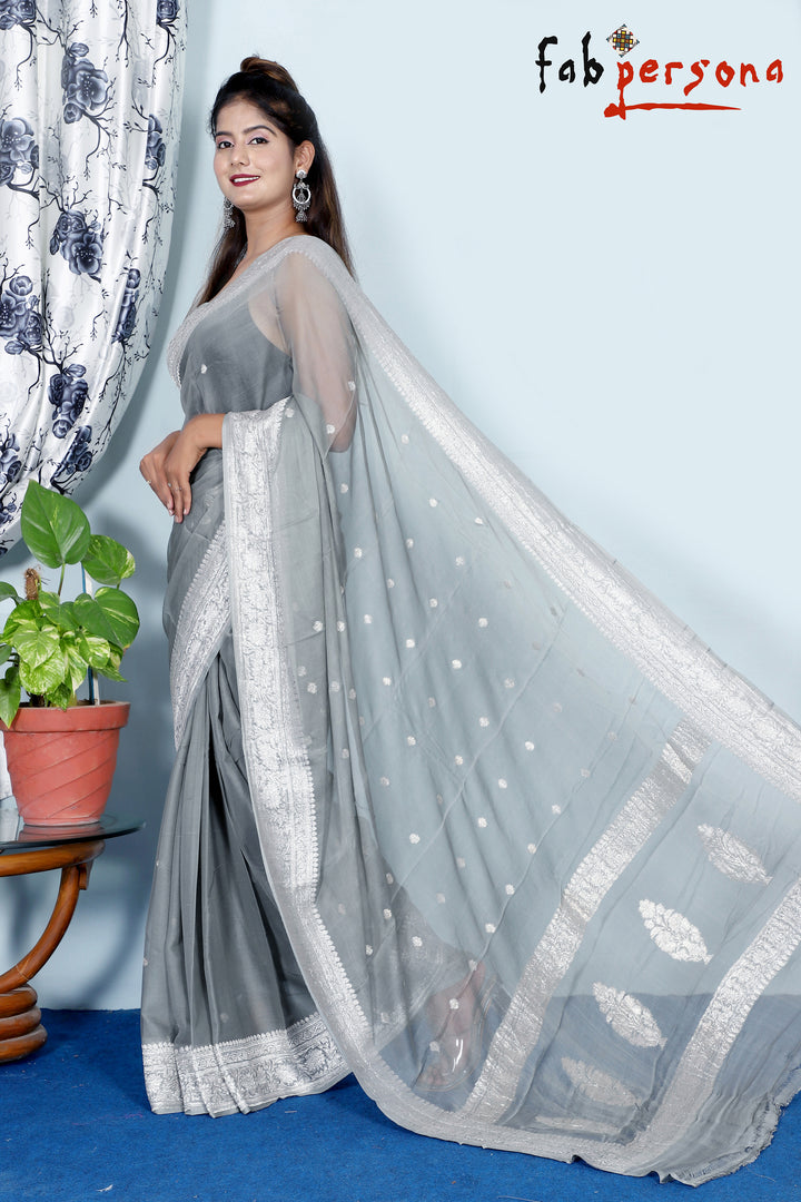 Pure Hand loom  Khaddi Chiffon Georgette Saree with Silver Zari Weaving blouse  ( length- 6.3 meter )