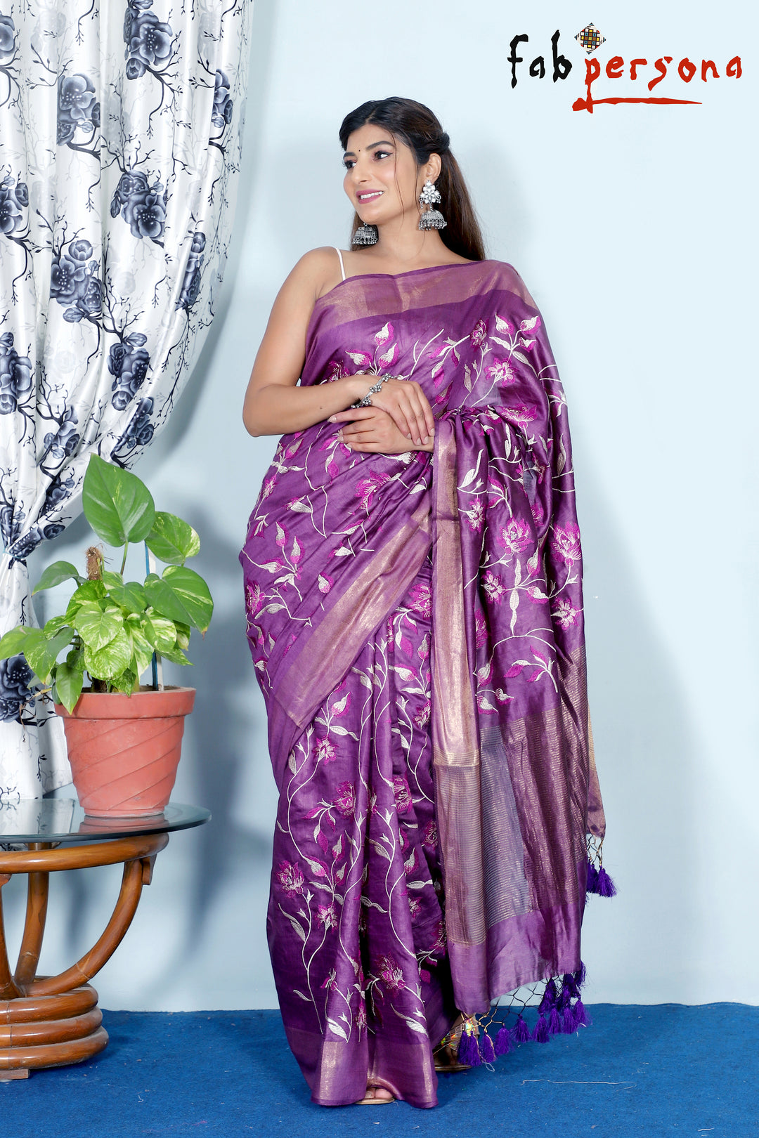 Pure Linen by silk Saree Embroidery Work.( length- 6.3 meter )