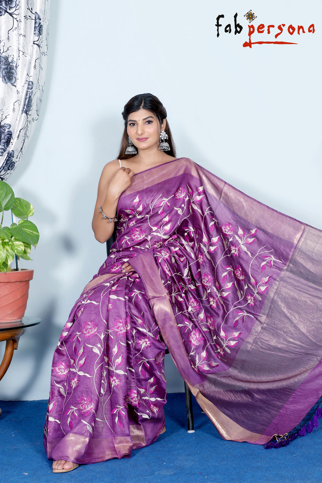 Pure Hand woven Banarasi Tussar Moonga Silk Sarees With  /Blouse Contrast/ Smooth & Soft Fabric ( length- 6.3 meter )