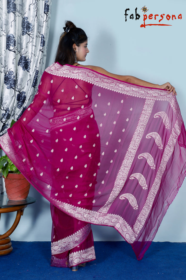 Pure Hand loom  Khaddi Chiffon Georgette Saree with Silver Zari Weaving blouse  ( length- 6.3 meter )