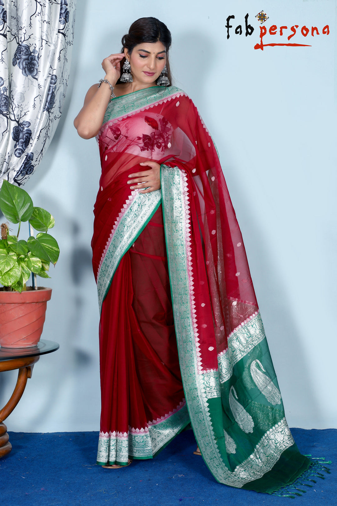 Pure Khaddi Chiffon Georgette Saree with Silver Zari Weaving blouse  ( length- 6.3 meter )