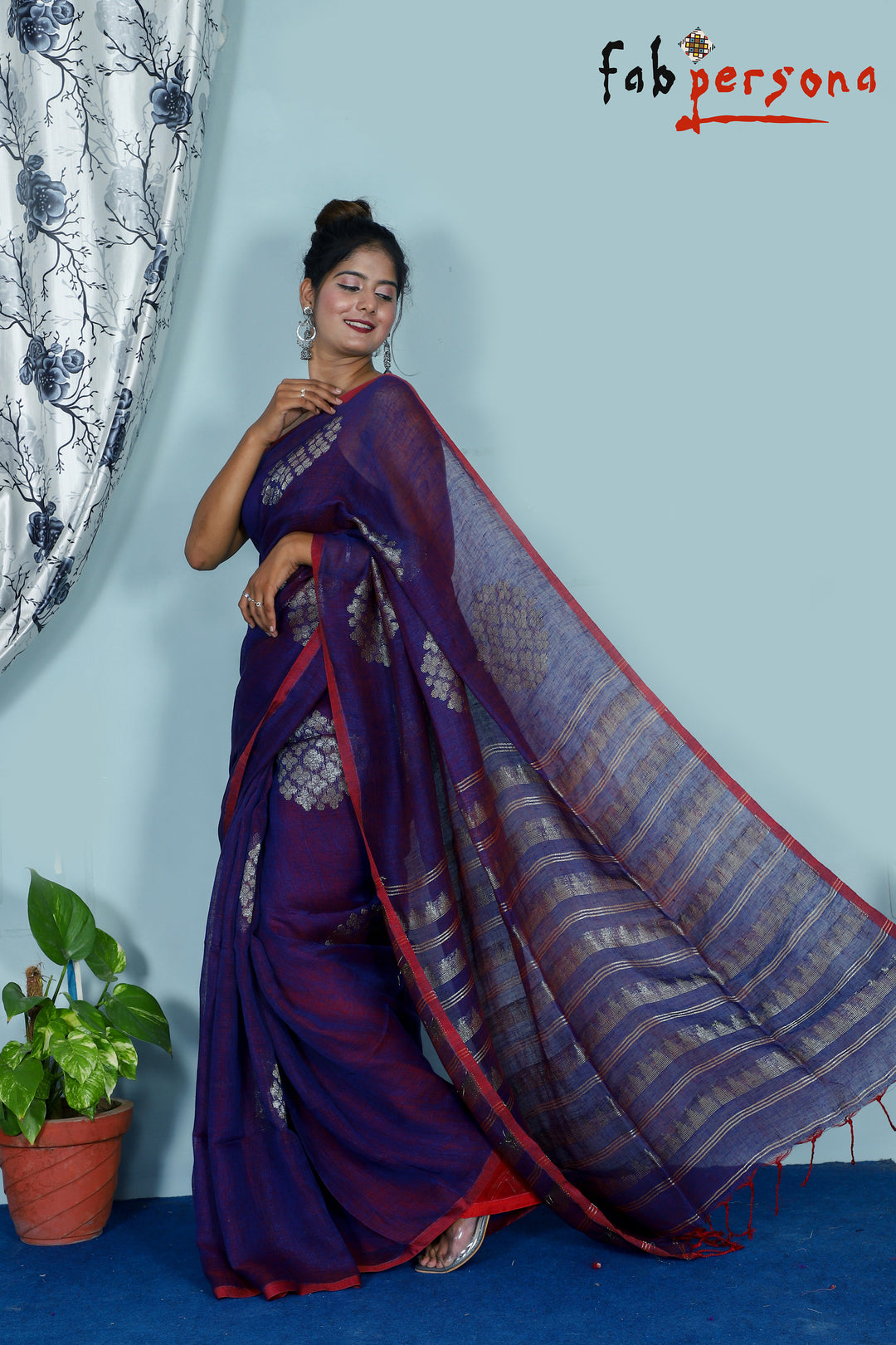 Jamdani Linen By Linen Yarn made saree With Hand weaving