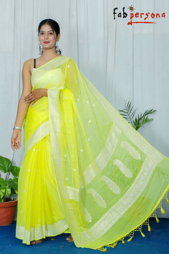 Pure Hand loom  Khaddi Chiffon Georgette Saree with Silver Zari Weaving blouse  ( length- 6.3 meter )