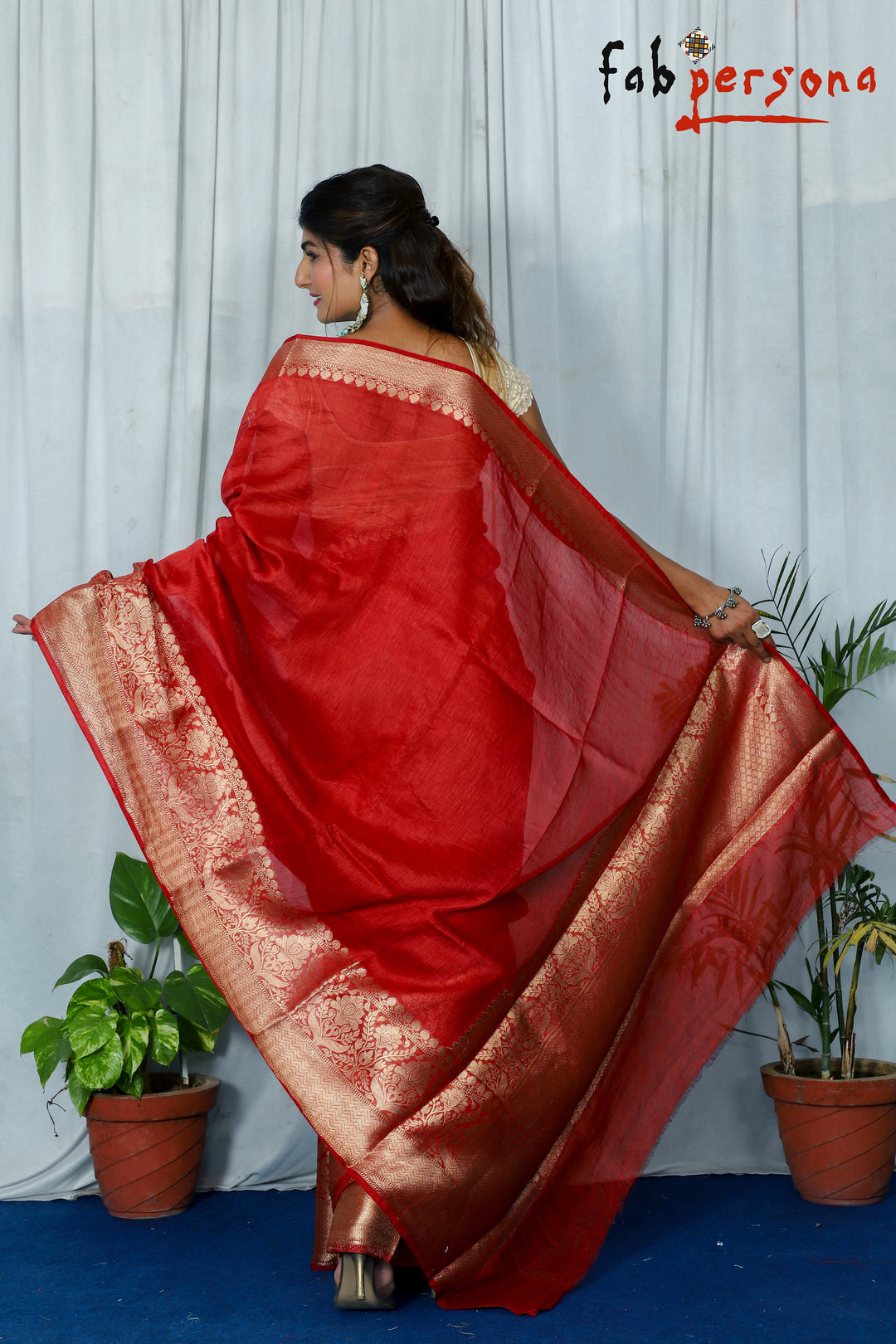 Pure Banarasi Linen Silk Border Saree with contrast Blouse ( length- 6.3 meter )