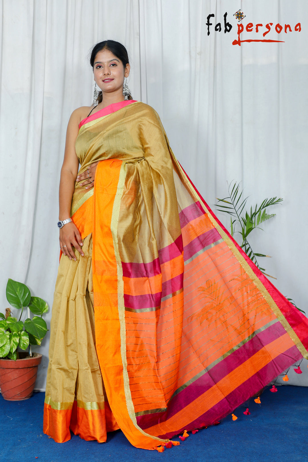 Silk Cotton Handloom Silver Maheswari Design Saree With Jacquard Border  ( length- 6.3 meter )