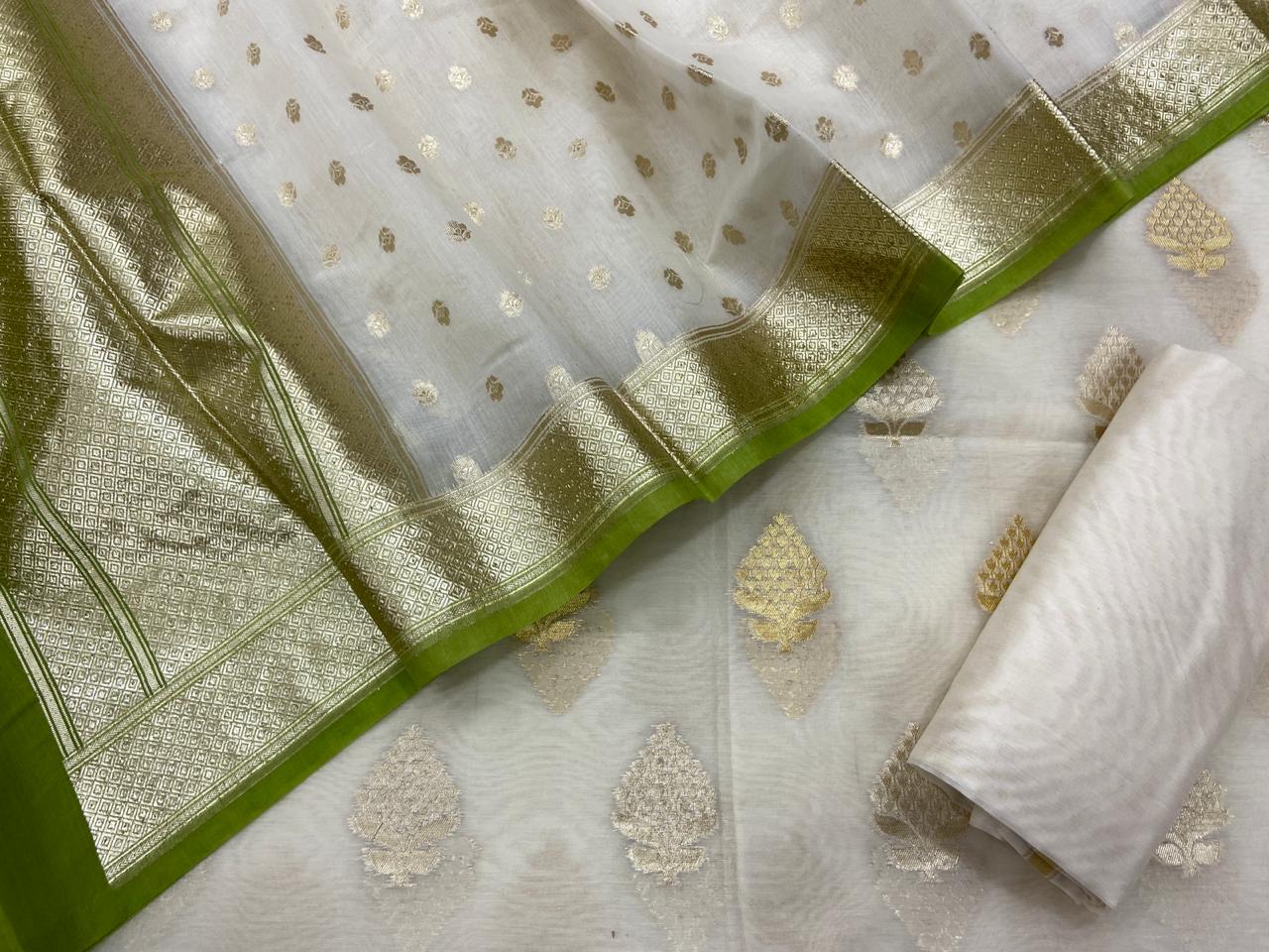 Unstitched Suit: Glass Tissue fabric, heavy Banarasi dupatta, zardozi work,  with shantoon bottom DM or WhatsApp on +919999714077 or +918... | Instagram