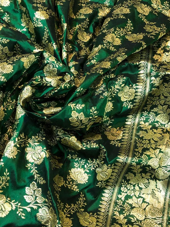 Green Color Pure Hand Weaving Traditional Jangla Work Saree In Pure katan silk .