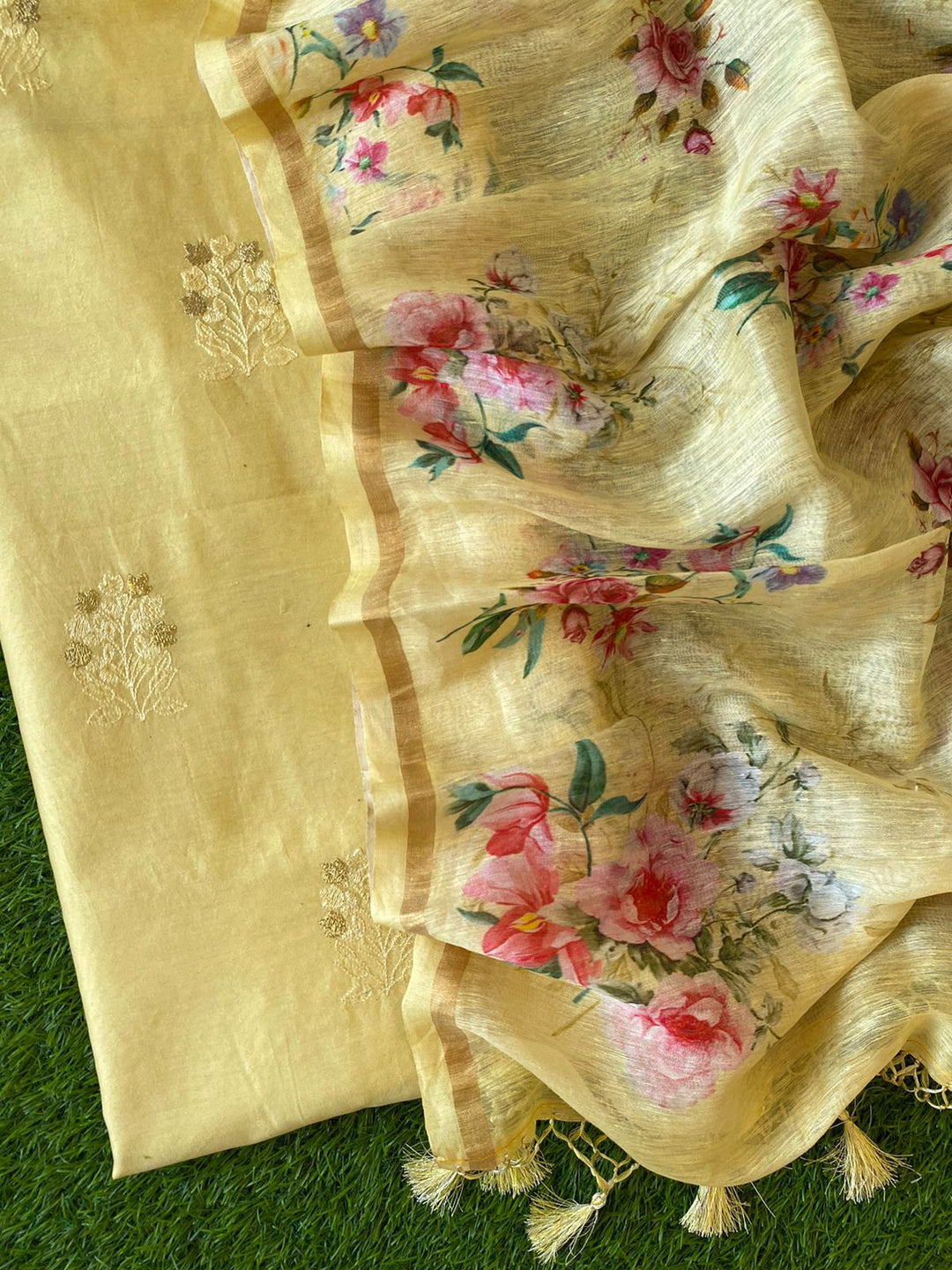 Pure Banarasi Chanderi Silk ReshamWeaved unstitched-Suit with Linen floral print dupatta